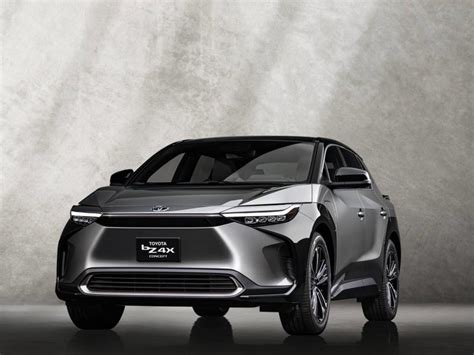 Toyota Debuts All Electric Suv Concept In Us