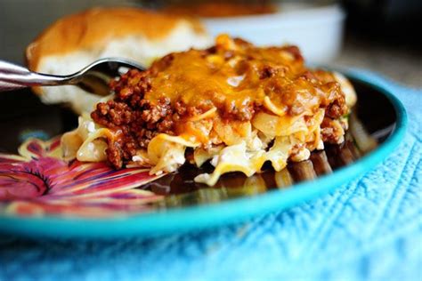 1 new york times bestselling author, but she got her start running her blog, the pioneer woman, which chronicles her. This Sour Cream Noodle Bake Is Too Good for Words | Recipe ...