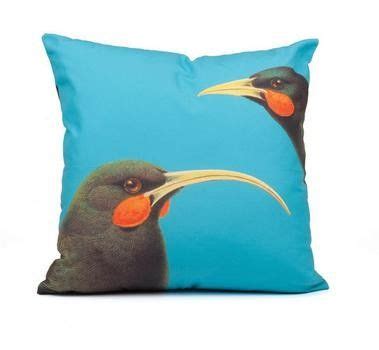 Picture Viewer - PNZ02 - Bright Huia Bird Cushion cover | Cushion cover, Cushions, Cushion covers