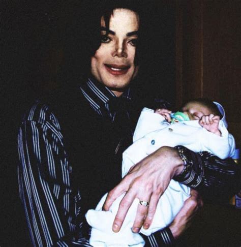 Michael With Baby Blanket Prince Michael Jackson Photo 15789287
