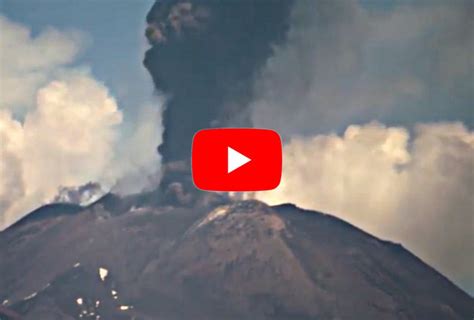 Colate di lava in più direzioni. Eruzione Etna 2020 / Etna Tour Excursion Zafferana Etnea ...