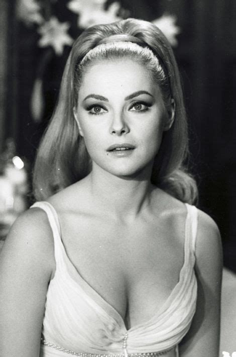 Virna Lisi A Stunning Italian Actress From The 1960s And Decades To Come Virnalisi Moviestars
