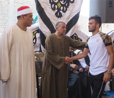 تمكن فريق الاهلي المصري من تحقيق لقب كأس السوبر الافريقي حيث جمعت بين بطل دوري ابطال افريقيا وبطل كأس الاتحاد الافريقي، وذلك عقب الفوز على نظيره نهضة بركان صلاح محسن يتلقى العزاء في والده بمسقط رأسه بالشرقية.. صور ...