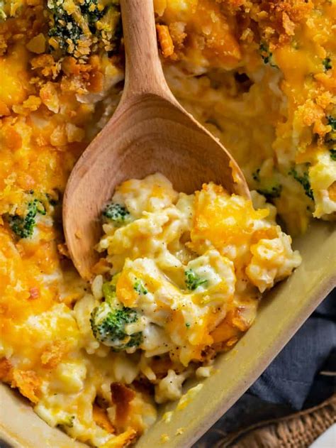 Delicious and incredibly flavorful, even my (very. Chicken Broccoli Rice Casserole - The Cozy Cook