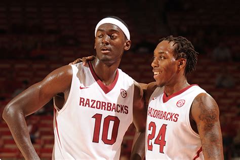 Jul 02, 2021 · milwaukee — bobby portis says he turned down more lucrative offers to sign with the milwaukee bucks in the offseason because he wanted to play for a winner and experience a deep playoff run. WholeHogSports - Portis, Qualls invited to LeBron James ...