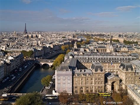 Der artikel beinhaltet eine liste der sehenswürdigkeiten in paris und umgebung: Reiseführer & Sehenswürdigkeiten von Paris