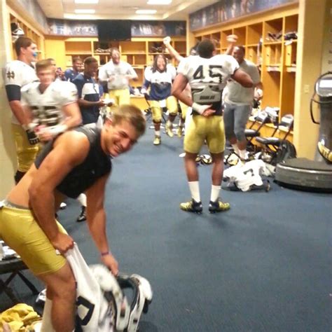 Notre Dame Football Players Have A Dance Party In Locker Room Video