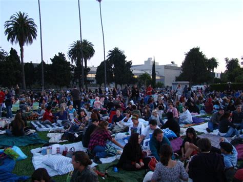 Try these tips to expand your search: Hollywood Forever Cemetery Movie Screening #2 052409 | Flickr