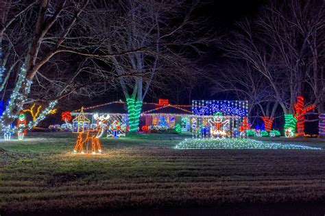 Christmas lights at over 60 houses in Clarksville mapped out for DIY