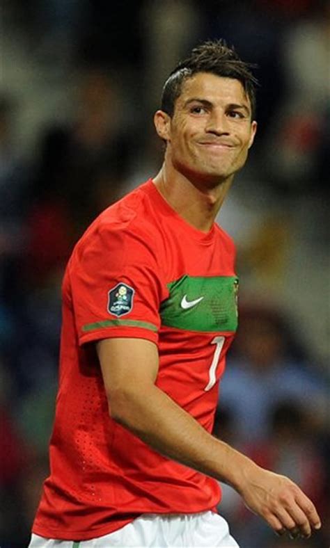 Portugal 5 3 Iceland One Step Closer To The Euro 2012