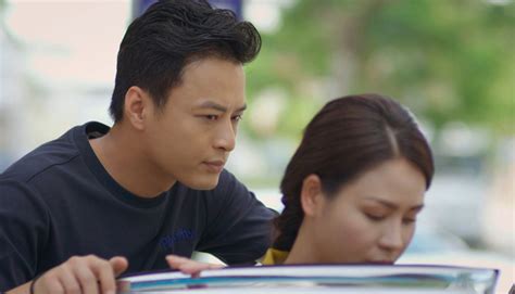 Tại đây, minh đã gặng hỏi lý do phúc trốn tránh mình, đồng thời cũng bày tỏ nghi vấn phúc. Hướng dương ngược nắng - Tập 19: Kiên muốn sử dụng Minh ...