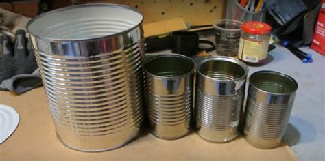 Susu evaporasi merupakan ragam susu yang telah mengalami proses pengurangan kadar air yang membuat teksturnya lebih kental. tinggalbikin: Bikin Rocket Stove dari Kaleng Bekas