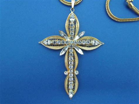 Matinee Vintage Gold Tone Filigree Cross Necklace And Pendant Clear