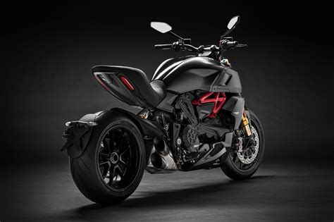 2019 Ducati Diavel 1260 First Look