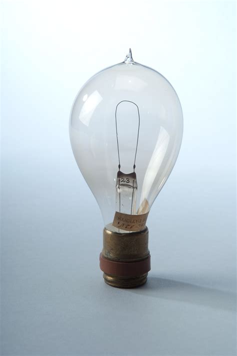 Who Invented The First Incandescent Light Bulb Shelly Lighting
