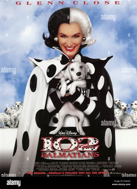 102 Dalmatiner Glenn Close Als Cruella De Vil Datum 2000 Stockfotografie Alamy