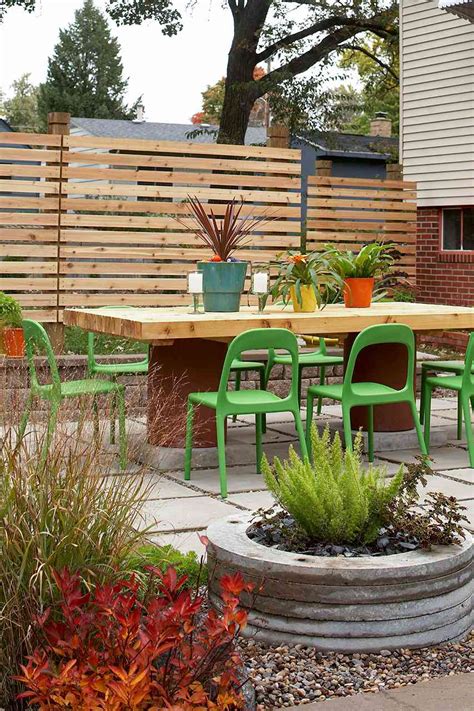 24 Budget Friendly Backyard Ideas To Create The Ultimate Outdoor