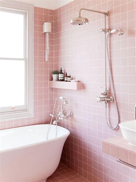 These Arent Your Typical 1950s Pink Tiled Bathrooms Paz Interior