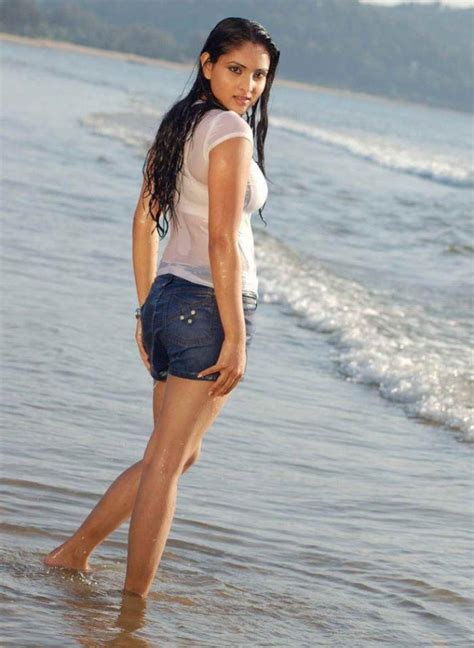 Sexy Bollywood And South Indian Actress Pictures Sexy Kannada Actress Ramya Aka Divya Spandana
