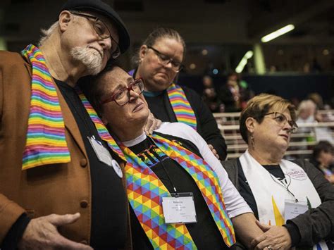 After Disagreements Over Lgbtq Clergy Us Methodists Move Closer To