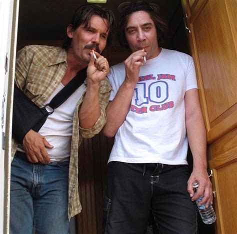 Javier Bardem And Josh Brolin On The Set Of No Country