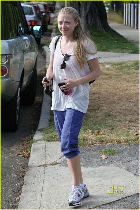 You better run, better run, outrun my gun. Amanda Seyfried & Dominic Cooper: Pasternak Pumped: Photo ...