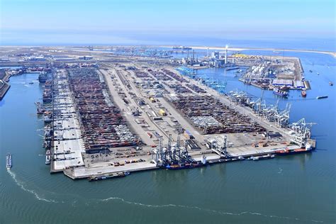 1,305 likes · 15 talking about this. Port of Rotterdam hails Just-in-Time success - Port ...