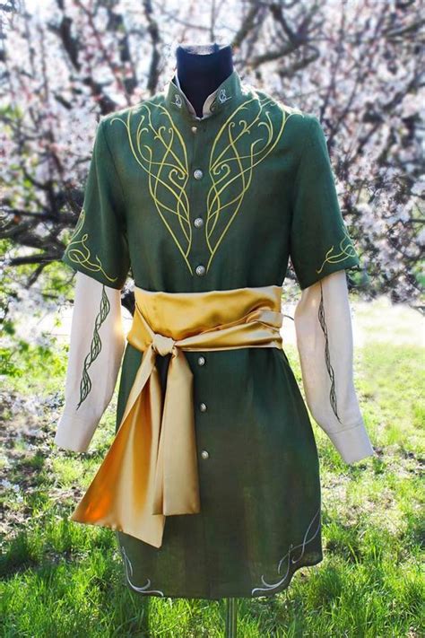 Elven Men S Costume Two Trees Of Valinor Etsy In Fantasy Clothing Elven Costume
