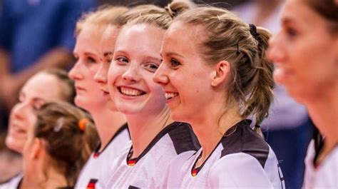 Volleyball Ex Nationalspielerin Jana Poll Beendet Karriere Noz