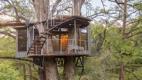 Unique Texas treehouse offers luxurious lodging | happy LifeStyle inc