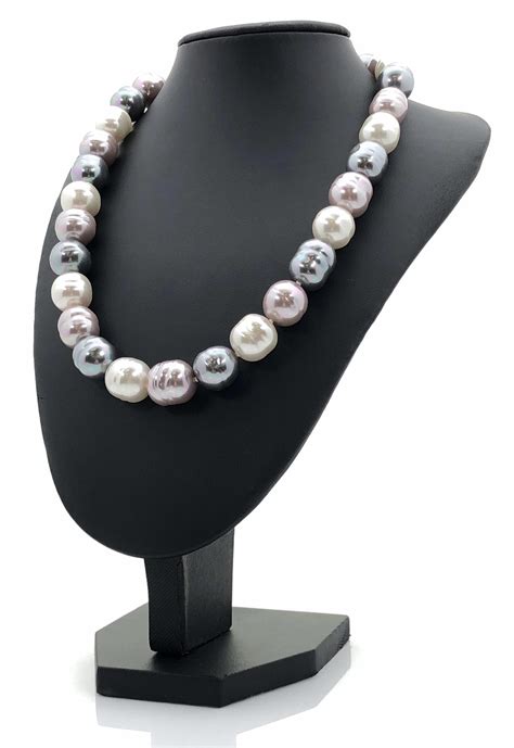 Lot Majorica Baroque Simulated Pearl Necklace