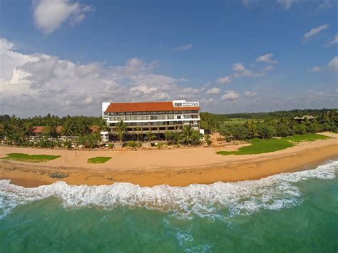 Hotel Pandanus Beach Resort And Spa In Induruwa Günstig Buchen Bei