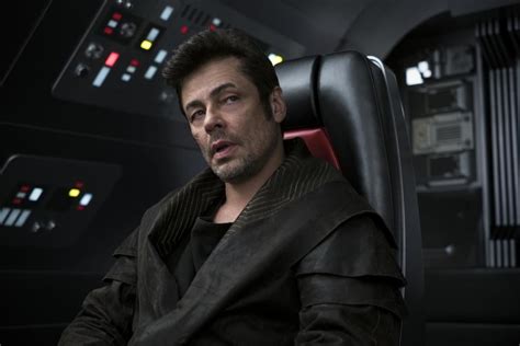 Who Does Benicio Del Toro Play In Star Wars Popsugar Entertainment
