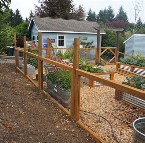 Building a diy fence is a great way to save money! 15 Super Easy DIY Garden Fence Ideas You Need To Try