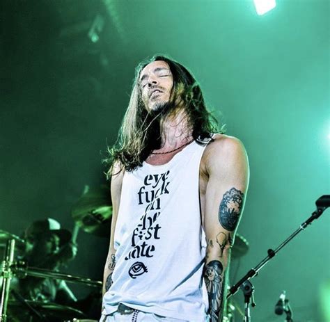 Apr 09, 2013 · brandon calls back several times but cannot be understood, except for the call where he tells kyle and kyle's partner to hurry and that he's bleeding. Pin by Mary Acosta on incubus | Brandon boyd, Incubus band ...