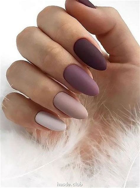 25 Stunning And Gorgeous Mauve Color Nail Designs For You Women