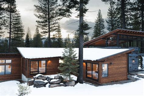 This Stunning Prefab Hybrid Luxury Mountain Home In Truckee California