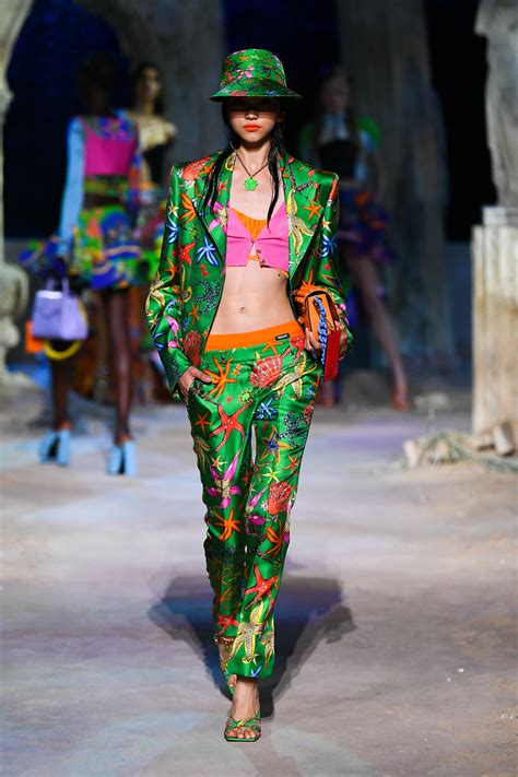 Versace Spring 2021 Fashion Show The Impression