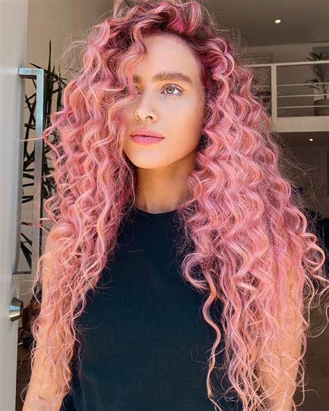 Australian Artist Belpipsqueekinsaigon • Instagram Photos And Videos Curly Pink Hair Long