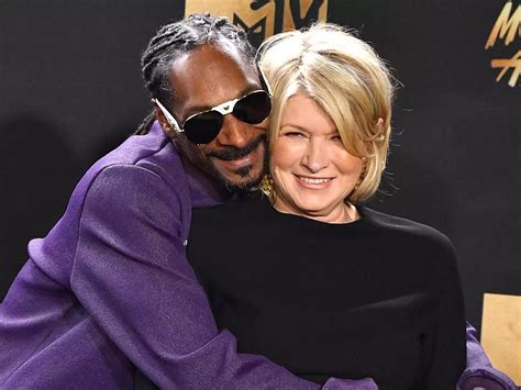 Behind The Scenes The Remarkable Story Of Martha Stewart And Snoop