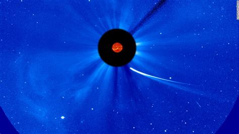 Comet Ison Sweeps Near Sun Shows Signs Of Life Cnn