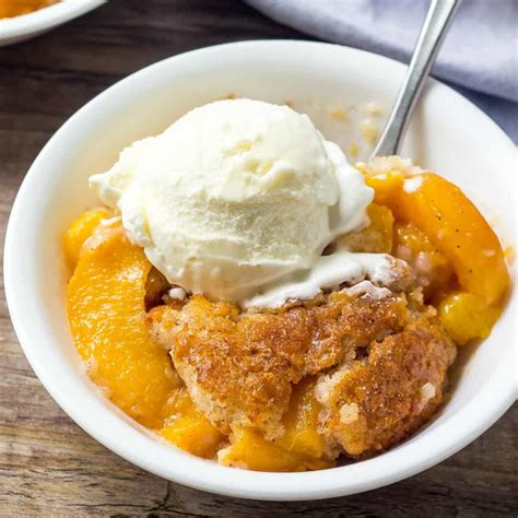 Peach Cobbler Recipe With Canned Peaches Easy Peach Cobbler Is A Classic Southern Recipe