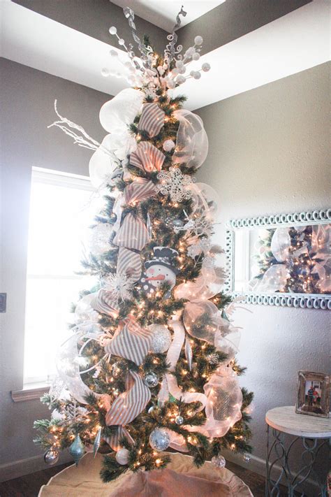 How To Decorate A Christmas Tree From Start To Finish The