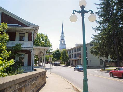 Lewisburg Pa The First Glimpse Of Lewisburg As You Drive Over The