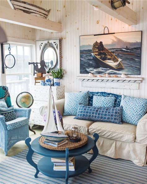 From Colors To Crafts Using Diy Nautical Decor In Your Lake Home