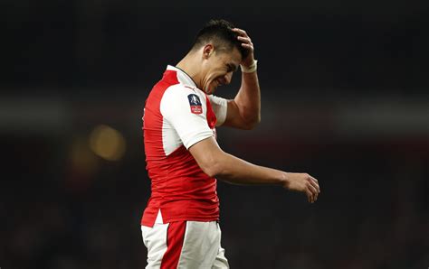 Alexis sanchez is a forward who have played in 11 matches and scored 2 goals in the 2020/2021 season of serie a in italy. Arsenal forward Alexis Sanchez expected to join Chelsea ...
