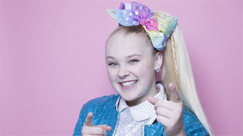 Jojo Siwa Will Be First Ever Us Dancing With The Stars Contestant With Same Sex Dance Partner