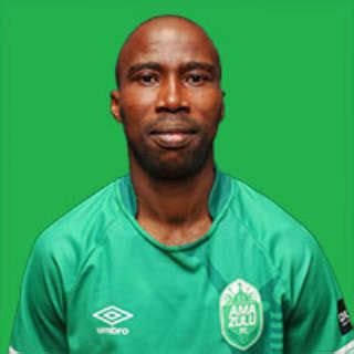 Nomvethe, 1994 yılında durban merkezli alt lig kulübü durban cosmos için forvet olarak oynamaya başladı ve buradan claremont blizzards'a geçti. Siyabonga Nomvethe Wiki