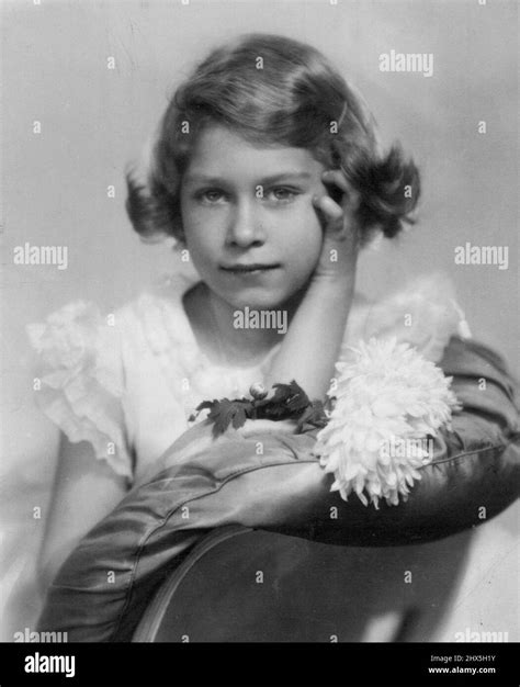 Queen Elizabeth Ii Early And Childhood Scenes May 15 1937 Photo