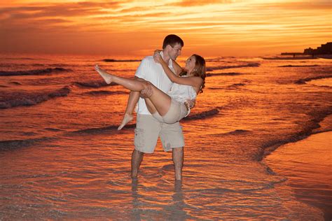 Sunset Couple Photos Panama City Beach Destin Ft Walton And Miramar